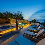 Strandnahes Mit Garten In By Interhome Prázdninový dům