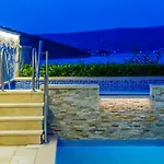 Strandnahes Mit Garten In By Interhome