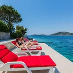 Strandnahes Mit Garten In By Interhome * Ražanj