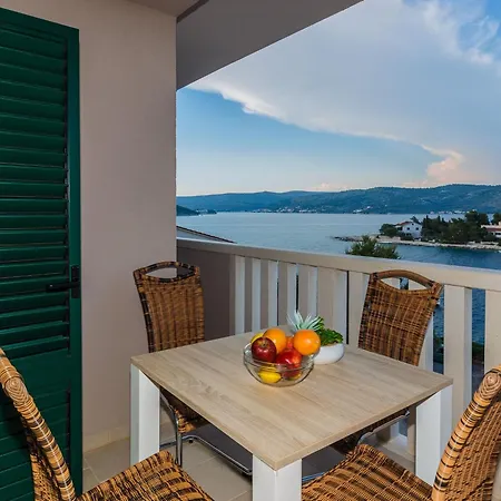 펜션 Strandnahes Mit Garten In By Interhome Ražanj