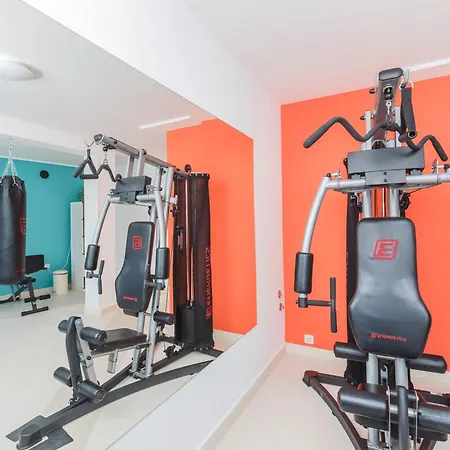 Strandnahes Mit Garten In By Interhome Vakantiehuis Ražanj