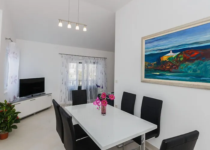 Hébergement de vacances Strandnahes Mit Garten In By Interhome Ražanj