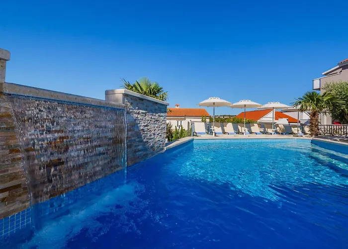 Strandnahes Mit Garten In By Interhome Vakantiehuis *